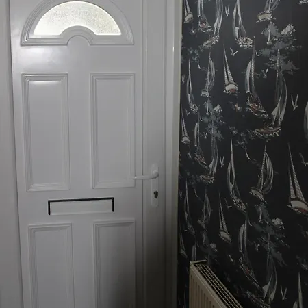 The Trafalgar Sleeps 7 Town Centre House Tatil Evi