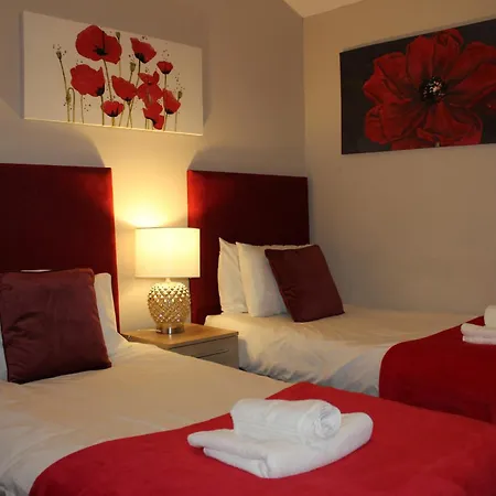 Tatil Evi The Trafalgar Sleeps 7 Town Centre House