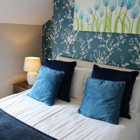 Tatil Evi The Trafalgar Sleeps 7 Town Centre House