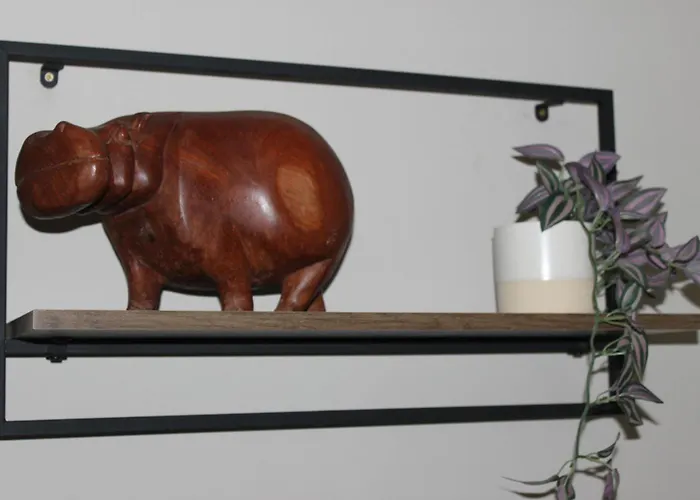 The Trafalgar Sleeps 7 Town Centre House 別荘 *