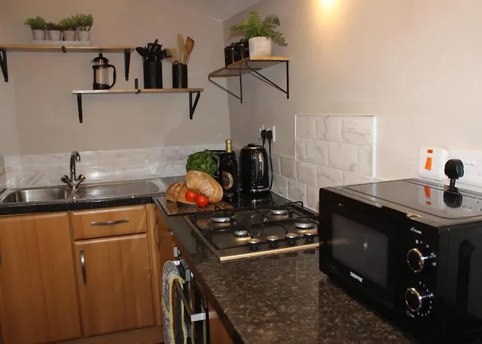 The Trafalgar Sleeps 7 Town Centre House Scarborough