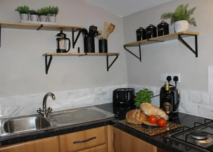 The Trafalgar Sleeps 7 Town Centre House Scarborough