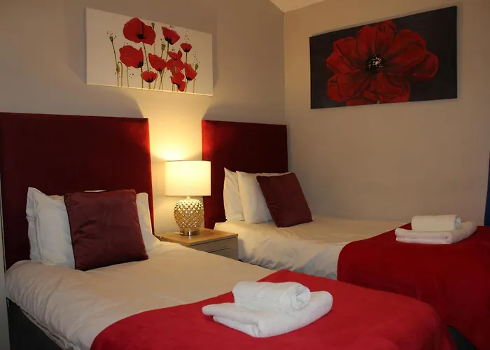 別荘 The Trafalgar Sleeps 7 Town Centre House