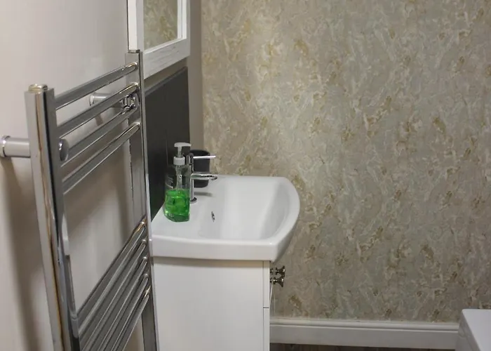 別荘 The Trafalgar Sleeps 7 Town Centre House *