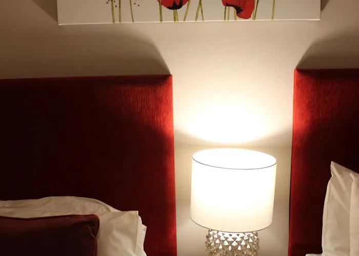 The Trafalgar Sleeps 7 Town Centre House Vakantiehuis